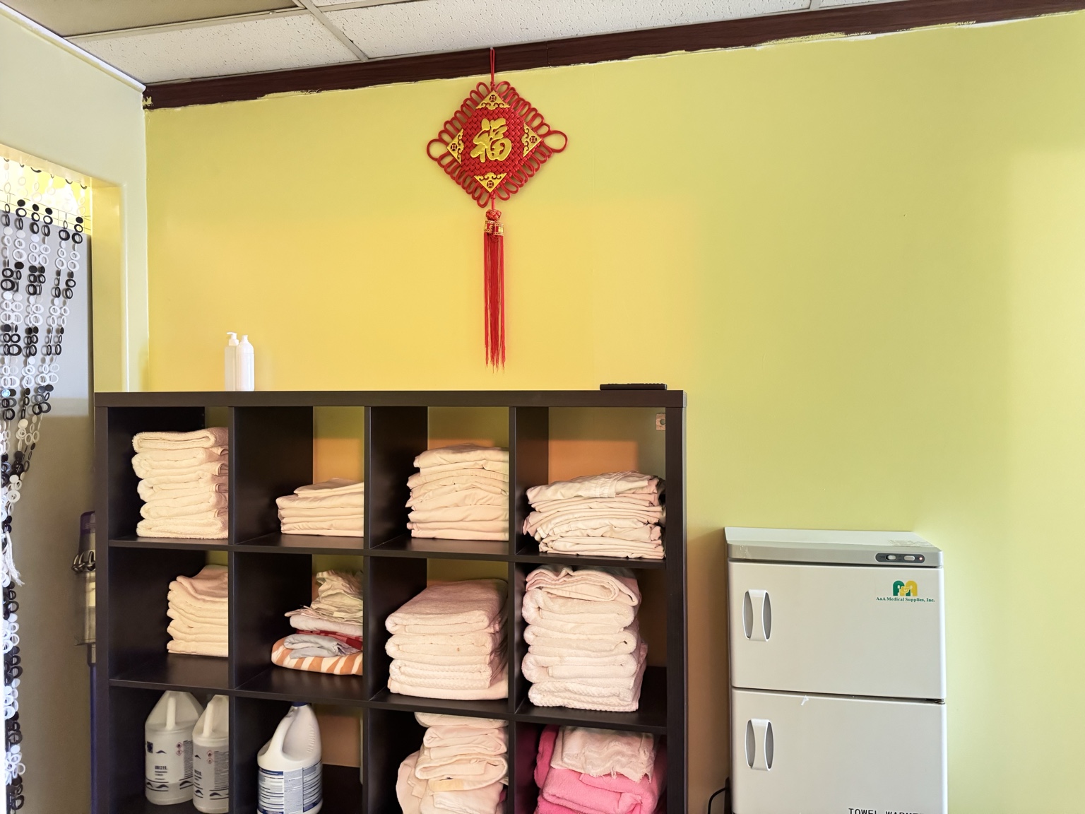 Relaxing massage room at No 1 Relax Massage in West Covina